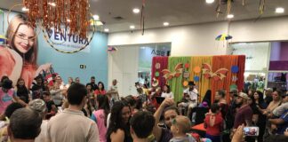 bailinho de carnaval para as crianças no ventura shopping