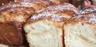 Pão Caseiro de Leite Condensado com Coco: Macio e Irresistível!